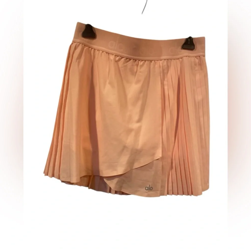 Alo Yoga tennis skirt Size L